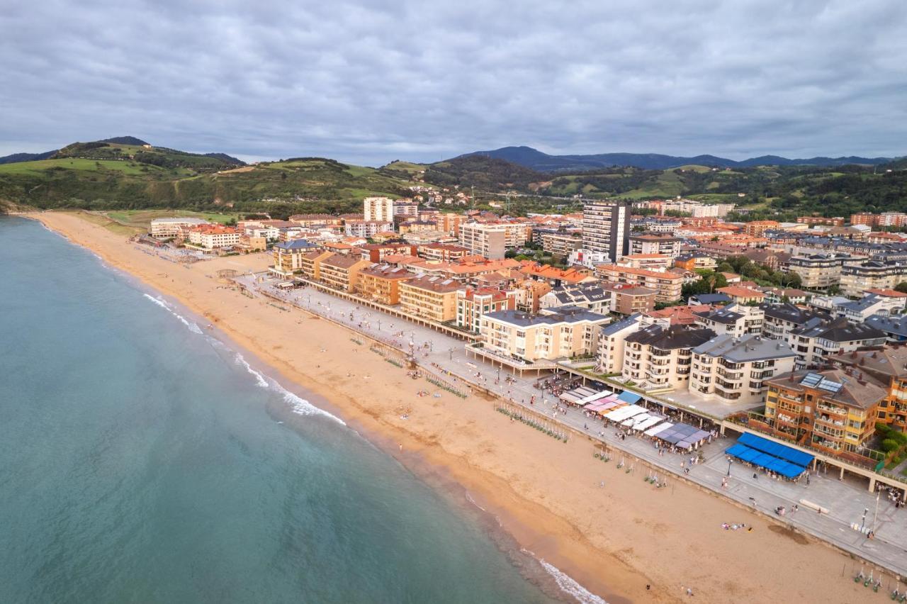 Zarautz Beach With Parking By Aston Rentals エクステリア 写真